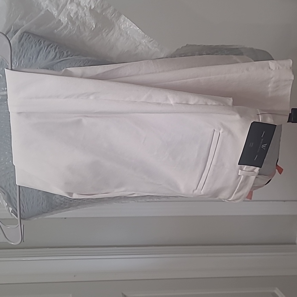 White pant